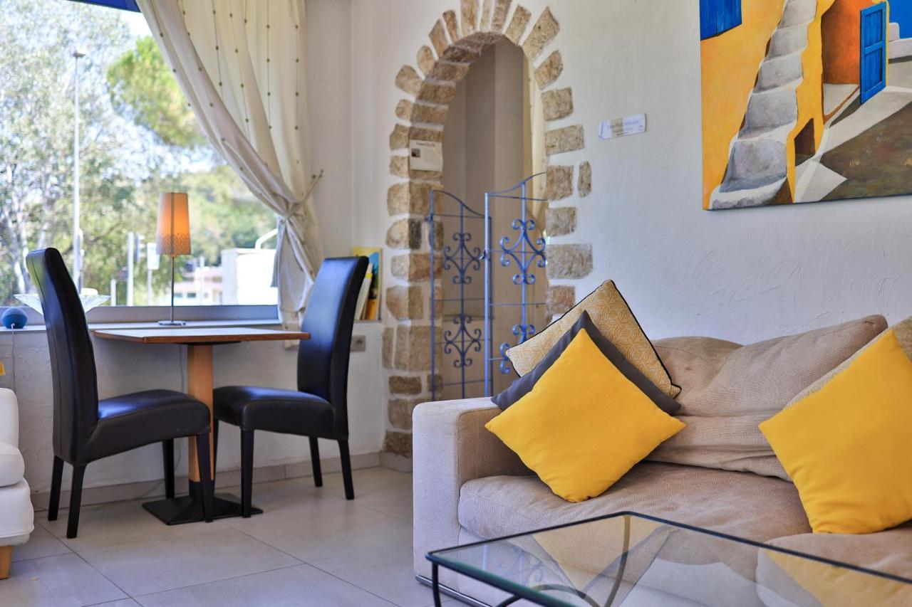Hotel Logis Des Cayrons